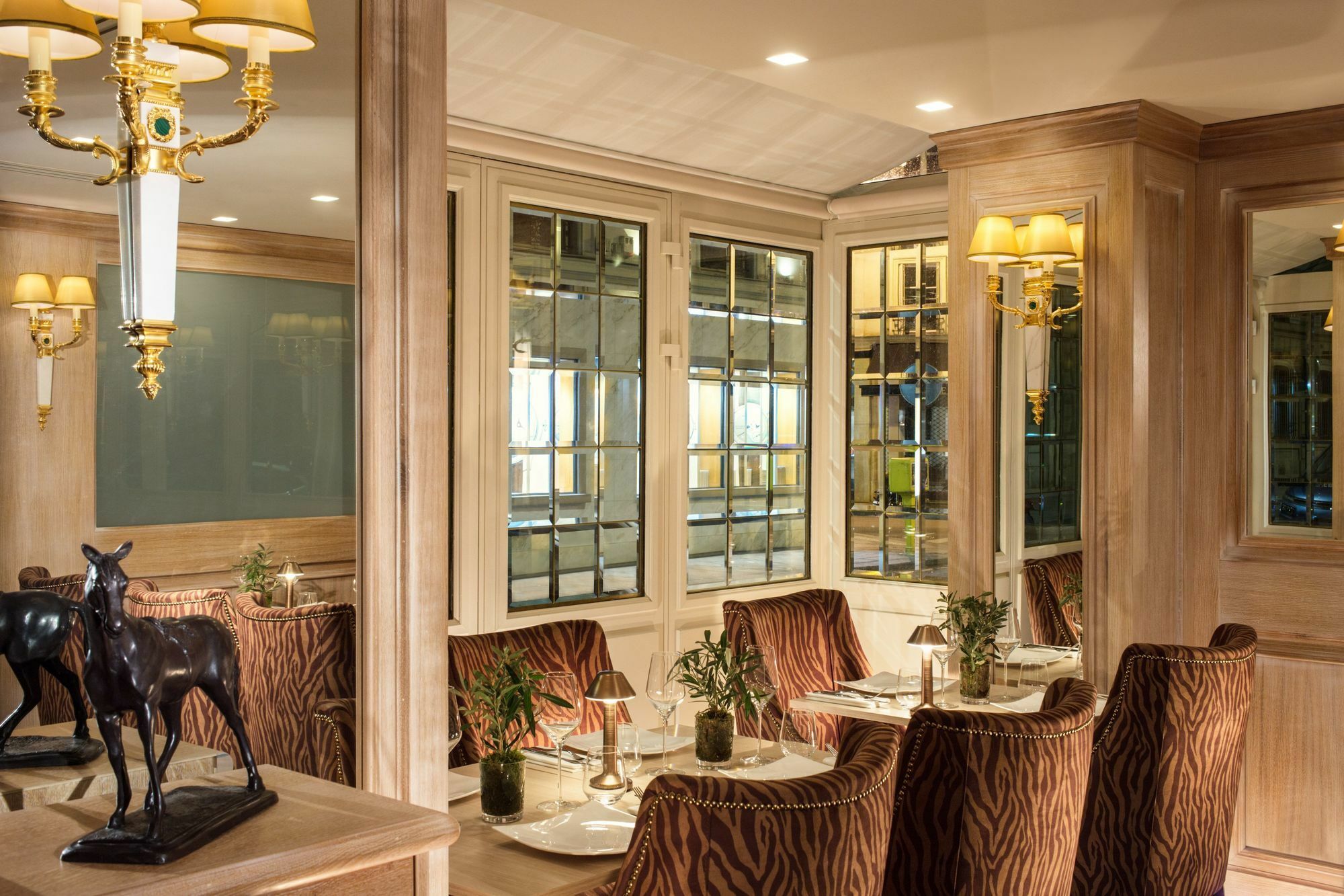 Hotel Splendide Royal Paris - Relais & Chateaux Екстериор снимка